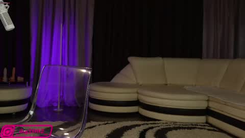 Bubble  gum  online show from 02.24.25