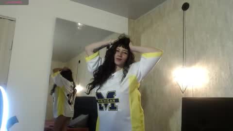 bubble_gum14 online show from 10.24.25