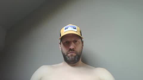 bubblebee1982 online show from 03.16.26