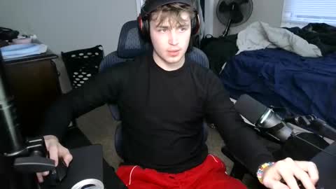 Snapshot of bubblebuttbdn chatting on 10.28.25 BubblebuttBdn online show from 10.28.25