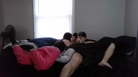 BubblebuttBdn online show from 12.19.25