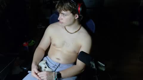 Snapshot of bubblebuttbdn chatting on 03.12.26 BubblebuttBdn online show from 03.12.26