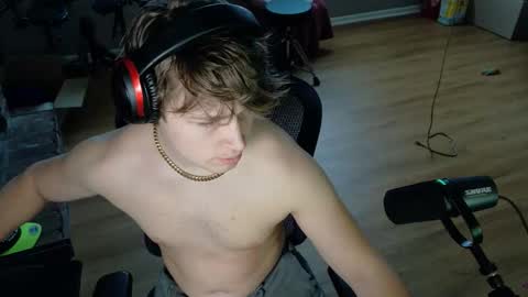 Snapshot of bubblebuttbdn chatting on 03.23.26 BubblebuttBdn online show from 03.23.26