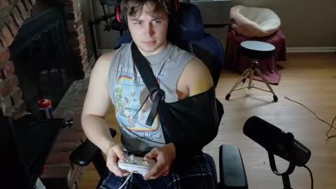 Snapshot of bubblebuttbdn chatting on 04.12.26 BubblebuttBdn online show from 04.12.26