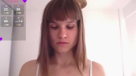 Snapshot of buckwheat_queen chatting on 12.12.24 Mira online show from 12.12.24