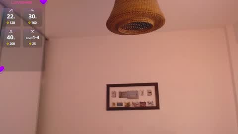 Snapshot of buckwheat_queen chatting on 12.12.24 Mira online show from 12.12.24