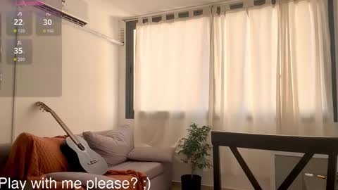 Snapshot of buckwheat_queen chatting on 11.26.25 Mira online show from 11.26.25