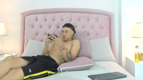 Snapshot of buda_and_cataleya_ chatting on 01.11.25 Buda y Cataleya online show from 01.11.25