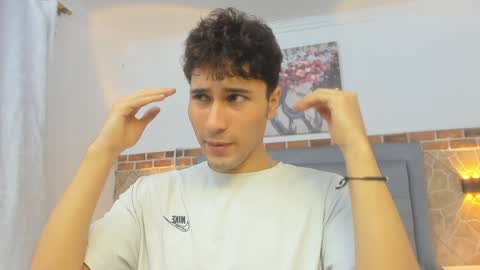 Snapshot of buddy_whitte chatting on 01.28.25 Buddy Whitte online show from 01.28.25