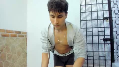 Snapshot of buddy_whitte chatting on 02.10.25 Buddy Whitte online show from 02.10.25