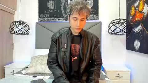 Snapshot of buddy_whitte chatting on 10.22.25 Buddy Whitte online show from 10.22.25