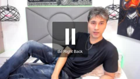 Snapshot of buddy_whitte chatting on 11.17.25 Buddy Whitte online show from 11.17.25