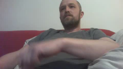 budgie1095 online show from 01.05.25