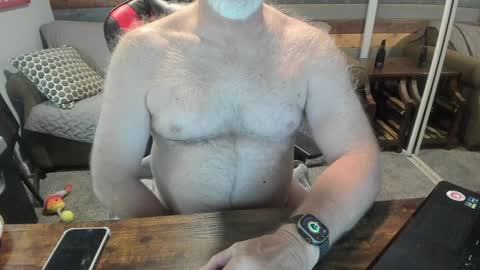 Snapshot of budnsocalii chatting on 12.26.24 Bud online show from 12.26.24