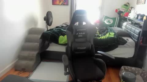 buffsexyman24 online show from 02.05.26