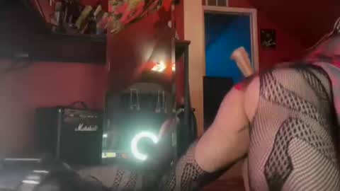 Snapshot of bugnbabs chatting on 03.29.26 Yourtrippyhippy online show from 03.29.26