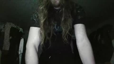 Snapshot of builtdeadboy chatting on 06.22.26 builtdeadboy online show from 06.22.26
