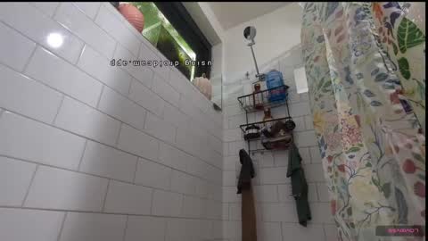 Snapshot of bukkakebae chatting on 02.14.25 bukkakebae online show from 02.14.25