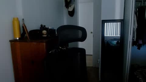 Snapshot of bukkaking69 chatting on 11.22.25 bukkaking online show from 11.22.25