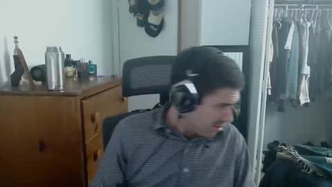 Snapshot of bukkaking69 chatting on 11.26.25 bukkaking online show from 11.26.25