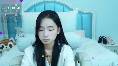 Sandy----xx online show from 11.13.25