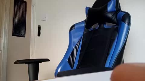 Snapshot of bulkyboners chatting on 09.16.25 ejaculation for 250 online show from 09.16.25