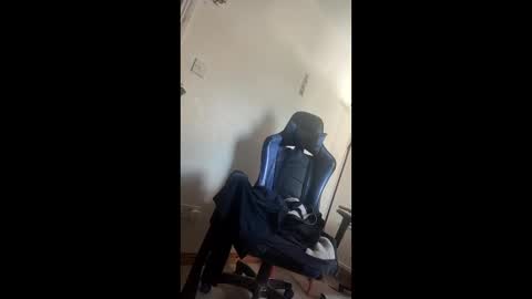 Snapshot of bulkyboners chatting on 09.26.25 ejaculation for 250 online show from 09.26.25