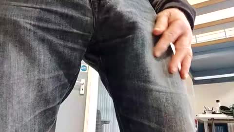 Snapshot of bulkyboners chatting on 10.12.25 ejaculation for 250 online show from 10.12.25