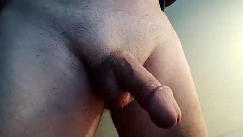 Snapshot of bulkyboners chatting on 10.16.25 ejaculation for 250 online show from 10.16.25