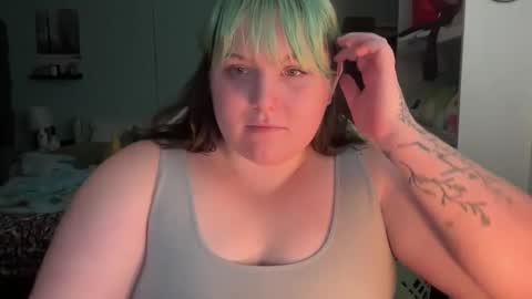 bumblebeebuzzer online show from 02.22.25