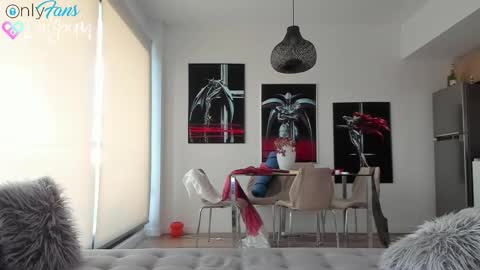 Snapshot of bumbum_kalibum chatting on 10.29.25 Ivan online show from 10.29.25