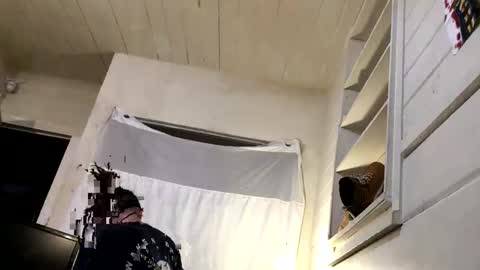 Snapshot of bunniandcryme chatting on 11.13.25 bunniandcryme online show from 11.13.25