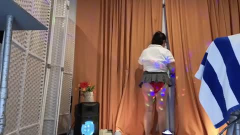 Snapshot of bunny_delight chatting on 11.02.25 Gretel online show from 11.02.25