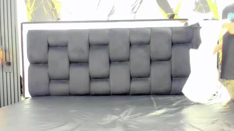 Snapshot of bunny_maxxi chatting on 11.08.25 bunny online show from 11.08.25