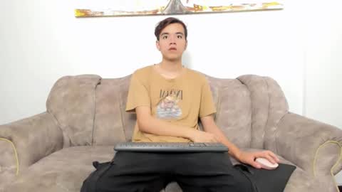 Snapshot of bunny_maxxi chatting on 11.11.25 bunny online show from 11.11.25