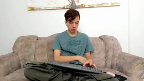 Snapshot of bunny_maxxi chatting on 11.18.25 bunny online show from 11.18.25