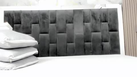 Snapshot of bunny_maxxi chatting on 12.05.25 bunny online show from 12.05.25