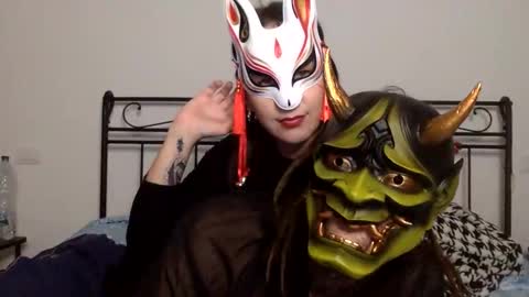 bunnyandthebeast online show from 10.24.25