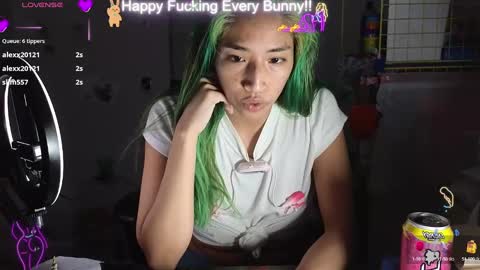 Tokki  bunny  online show from 01.31.25