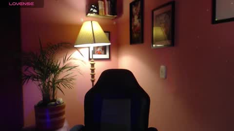 bunnyEmilyR0s33 online show from 03.14.26