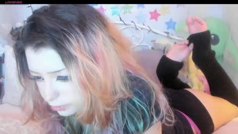 Snapshot of bunnyislewd chatting on 04.30.26 bunnyislewd online show from 04.30.26
