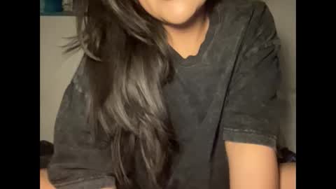 bunnymami333 online show from 01.15.25