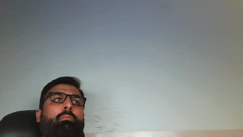 Hairy Arabian online show from 02.15.25