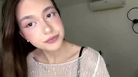 Snapshot of burmahimes chatting on 02.16.26 Nica online show from 02.16.26