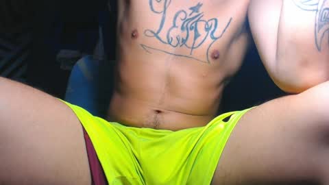 Snapshot of burningboyy chatting on 04.23.26 independiente online show from 04.23.26