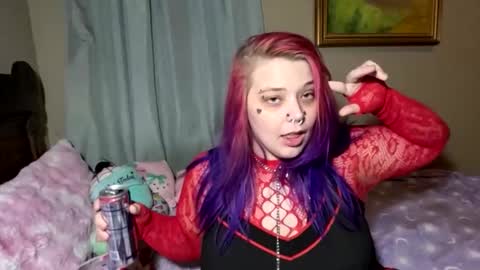 Snapshot of burnthemail chatting on 03.21.26 lilly online show from 03.21.26