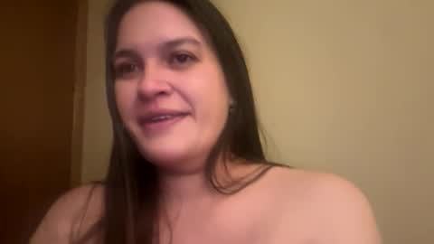 Snapshot of buschbaby chatting on 04.20.26 buschbaby online show from 04.20.26