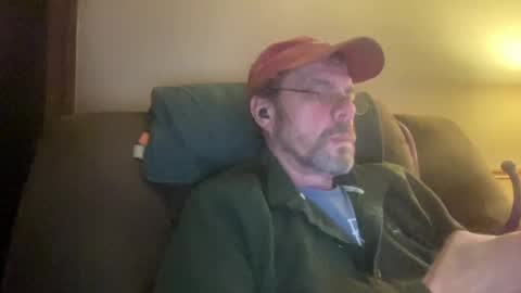 Snapshot of bushbeautician chatting on 01.17.25 bushbeautician online show from 01.17.25