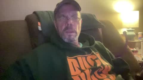 Snapshot of bushbeautician chatting on 01.31.25 bushbeautician online show from 01.31.25