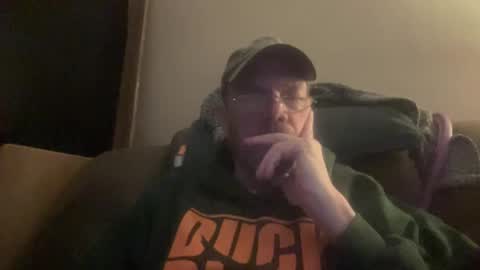 Snapshot of bushbeautician chatting on 01.31.25 bushbeautician online show from 01.31.25